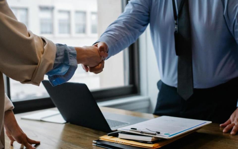 کاریابی و استخدام حرفه ای باش