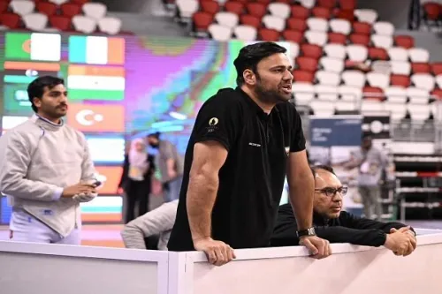 امیدوار به مدال آوری شمشمیربازی در آسیا هستم